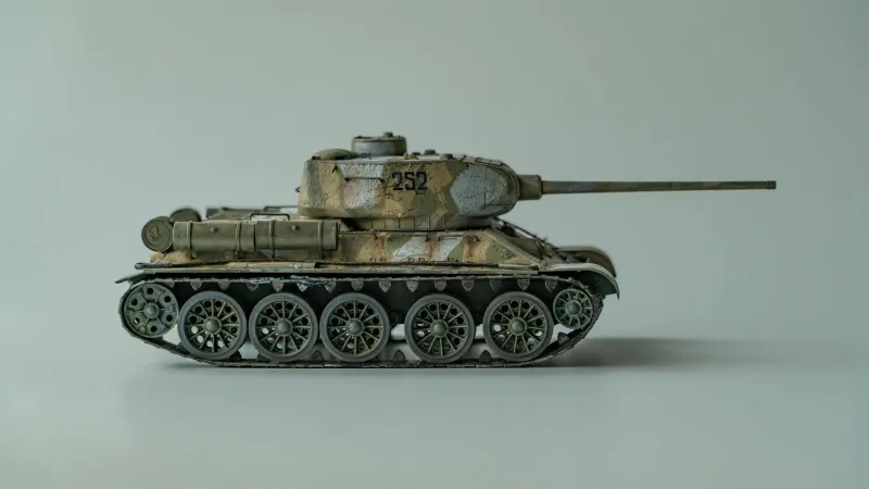 The Combat Bear Who Earned Military Stripes and a Pension