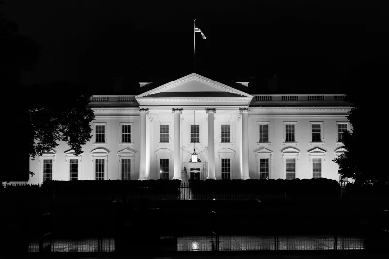 Mid-Flight Presidential Powers: The Day a Plane Passenger Unknowingly Lost Control of a Nation